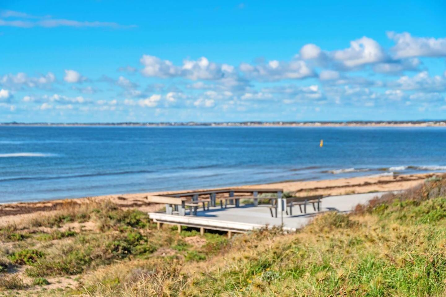 Pet-Friendly Beachfront Family Getaway With Views Villa Mandurah Exterior foto