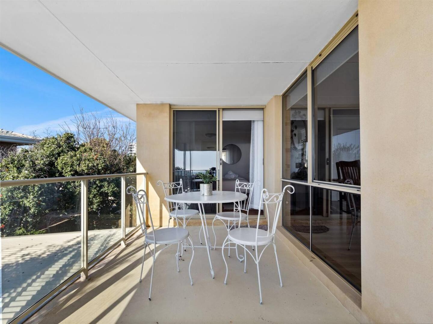 Pet-Friendly Beachfront Family Getaway With Views Villa Mandurah Exterior foto